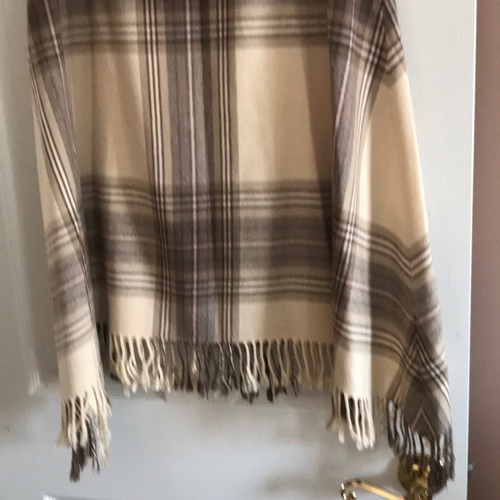 Plaid wool skirt - Picture 2 of 4